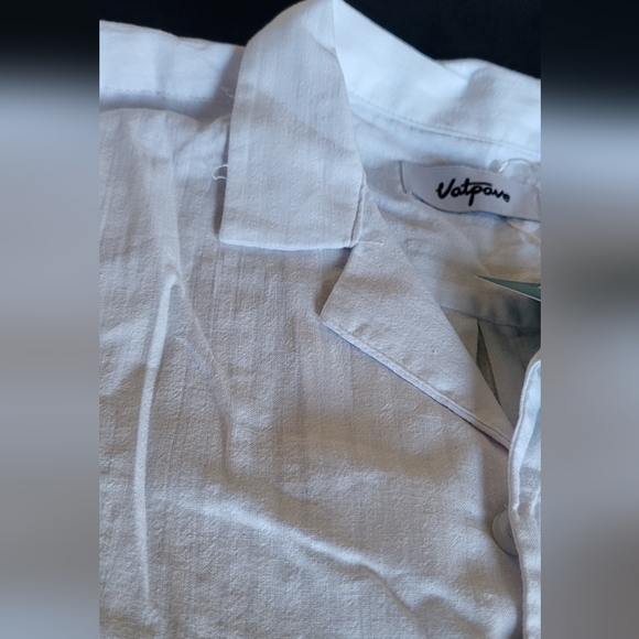 button down shirt - Picture 6 of 8